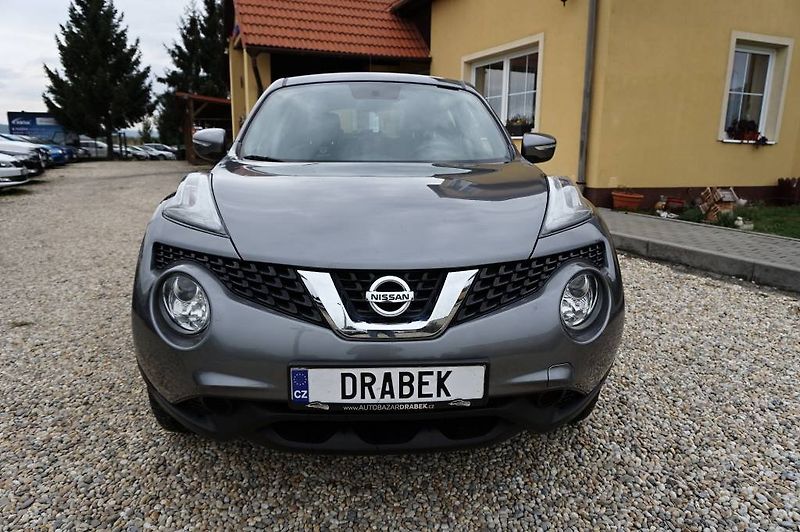 Nissan Juke (2015) 1,6i 69 kW - fotka 11 z 40