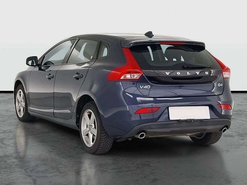 Volvo V40 (2012) 2.0 D4, Serv.kniha - fotka 4 z 19