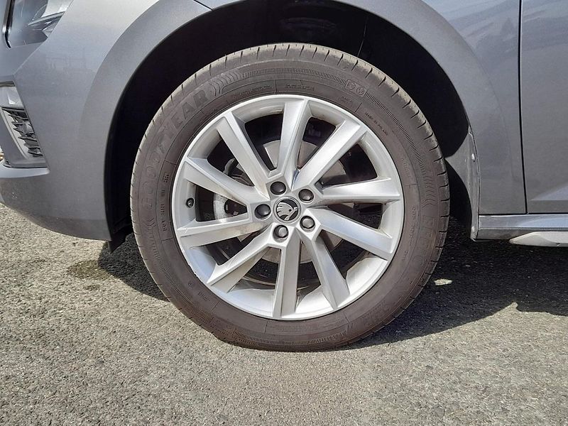 Škoda Kamiq Top Selection 1.0 TSI 85kW 7AP - fotka 10 z 20