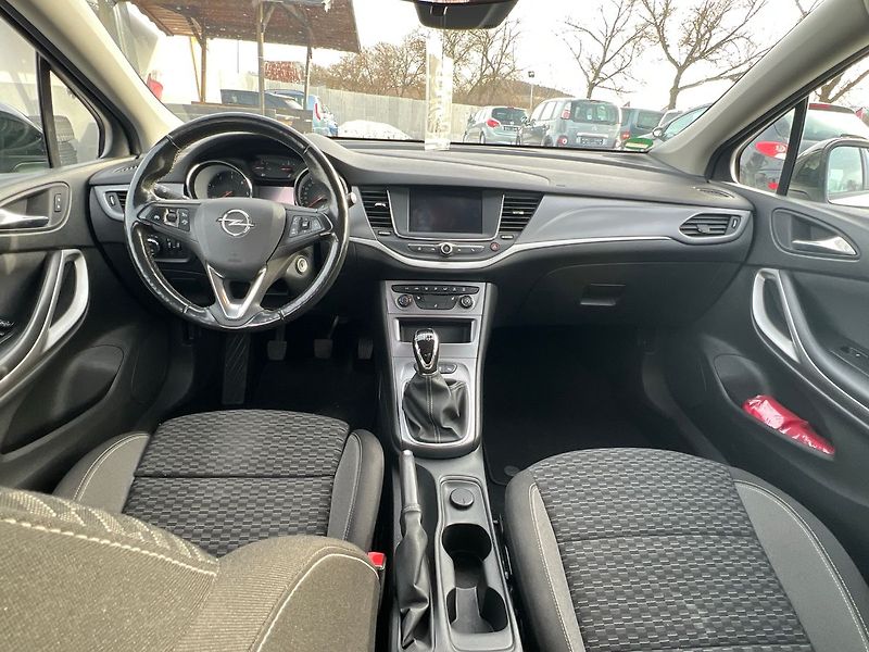 Opel Astra Sports Tourer 1.5 - fotka 6 z 14