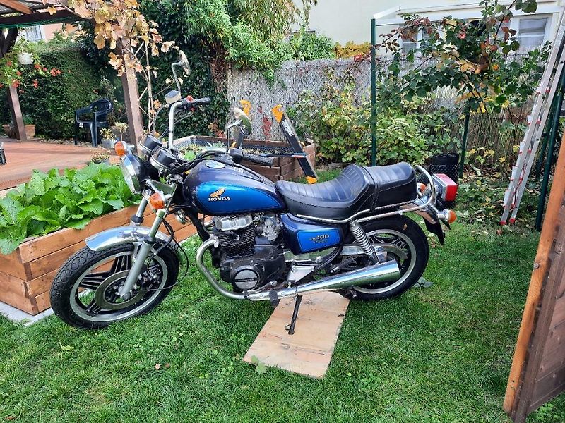 Honda CM 400 T (1983) - fotka 4 z 5