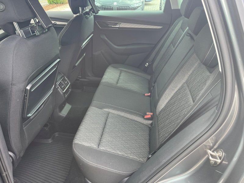 Škoda Karoq (2024) 2.0 TDI / 110 kW DSG 4x4 Top S - fotka 8 z 30