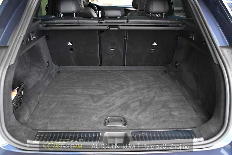 Mercedes-Benz EQE 500 4M PANOR HYPERSCREEN - fotka 54 z 62