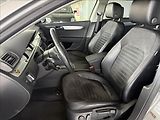 Volkswagen Passat 2,0   DSG,HIGHLINE,SERVISKA - náhled 14
