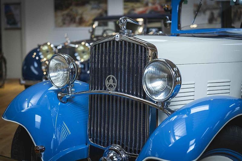 Limuzína Wikov 35 „Labuť“