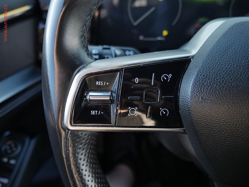 Renault Austral (2023) 1.3 TCe, ČR, Techno, navi - fotka 12 z 26