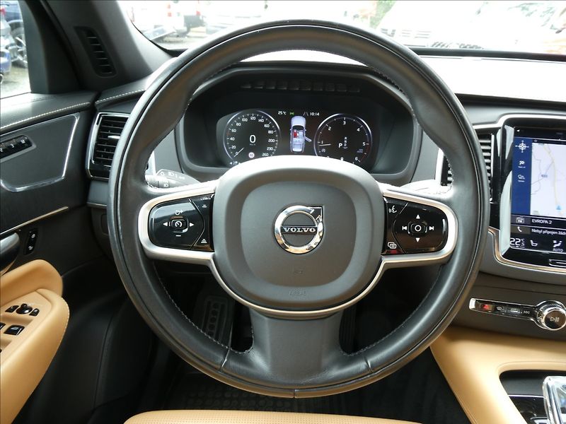 Volvo XC90 2,0 B5 173kW AWD,2x kola,ČR,DP - fotka 34 z 46