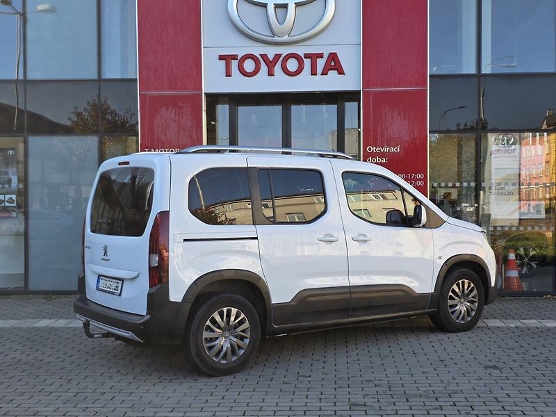 Peugeot Rifter 1.5d 130k TAŽNÉ 1.MAJ - fotka 3 z 16