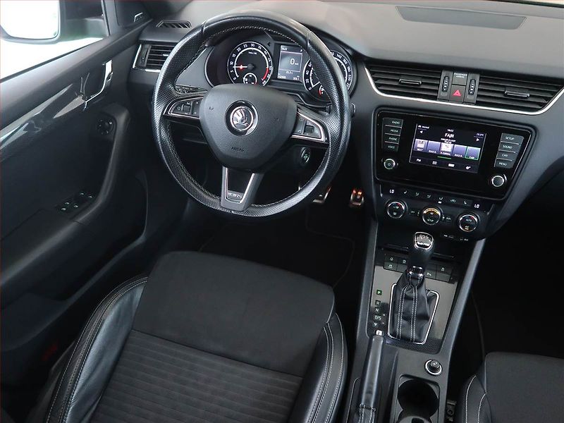 Škoda Octavia (2013) RS 2.0 TDI, Automat - fotka 7 z 12