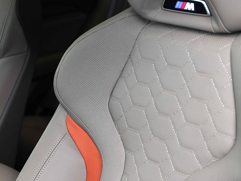 BMW X4 M - fotka 19 z 23