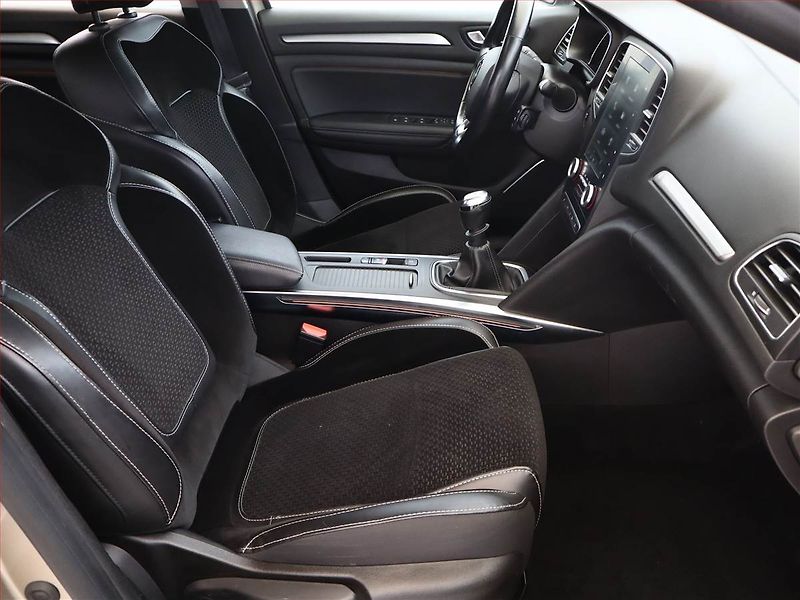 Renault Mégane (2018) 1.5 dCi, ČR,1.maj, Serv.kniha - fotka 7 z 17