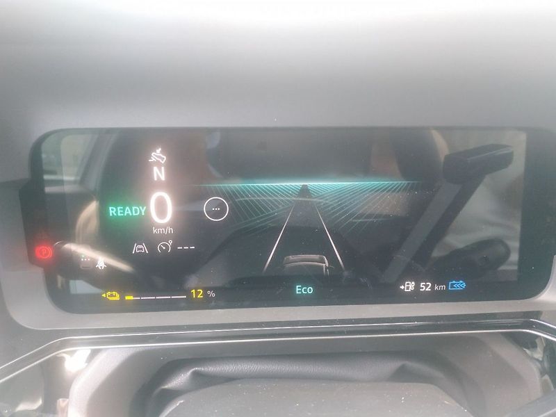 Nissan Micra EVOLVE 52kWh - fotka 15 z 26