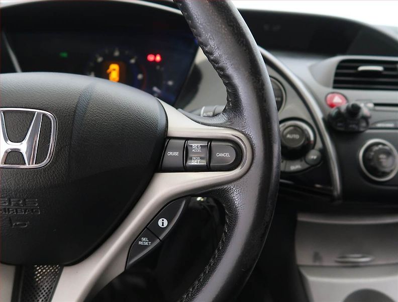 Honda Civic (2006) 2.2 i-CTDi, nová STK - fotka 20 z 22