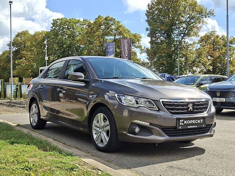 Peugeot 301 1,6 BHDi 100k M5 - fotka 8 z 25