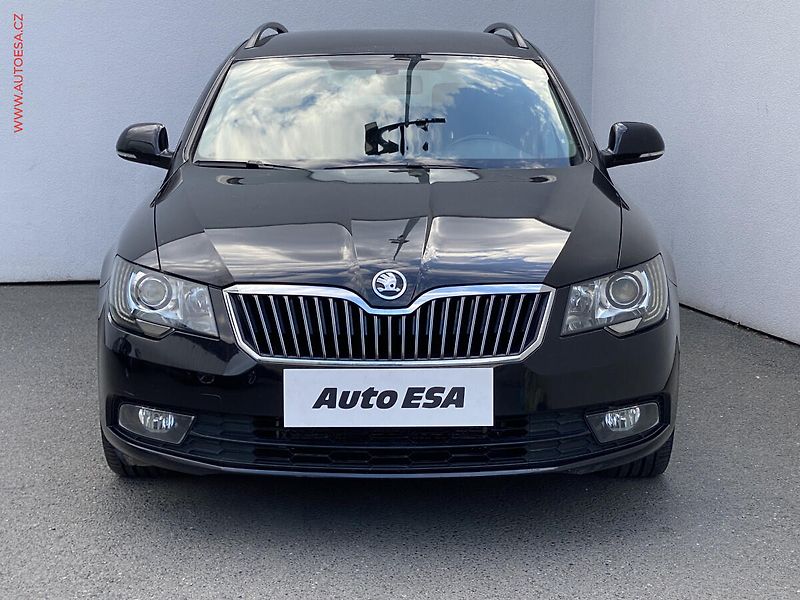 Škoda Superb (2014) 2.0 TDi 4x4, ČR, Active - fotka 2 z 18