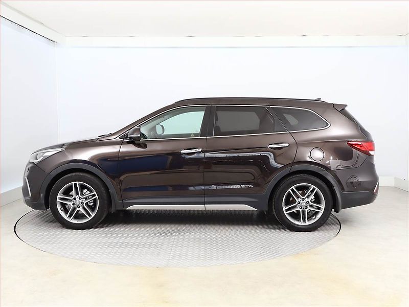 Hyundai Santa Fe (2016) 2.2 CRDi Blue, 4X4, Automat - fotka 3 z 21
