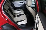 Land Rover Range Rover Velar (2018) D300 R-Dynamic SE, ČR, 1. maj. - náhled 40