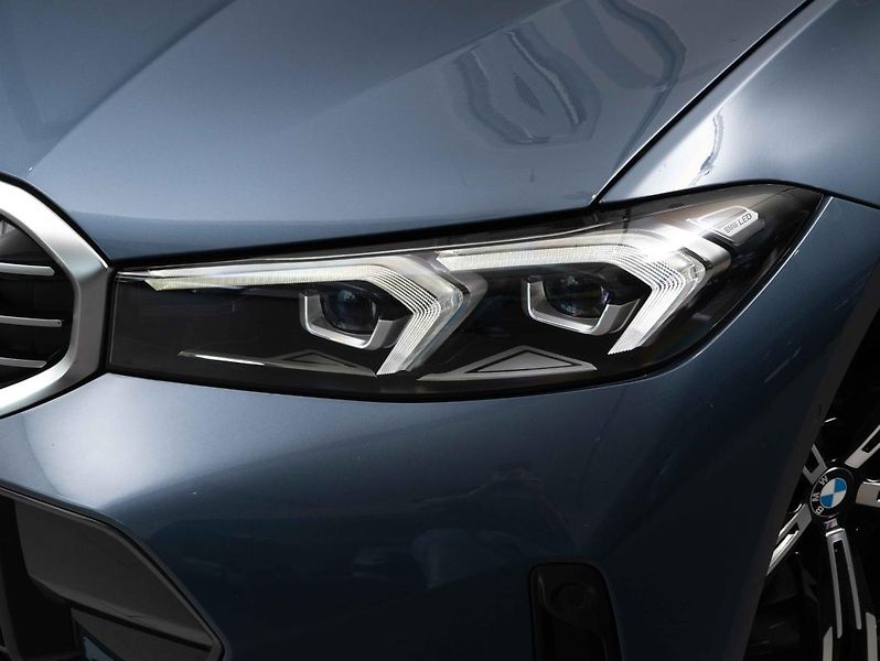 BMW Řada 3 M340d xDrive Sedan - fotka 8 z 22