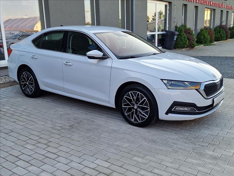 Škoda Octavia 2.0TDI Style, původ ČR,1.Maj. - fotka 2 z 50