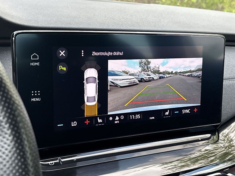 Škoda Octavia (2023) 2.0 TDI DSG Sportline - fotka 11 z 32