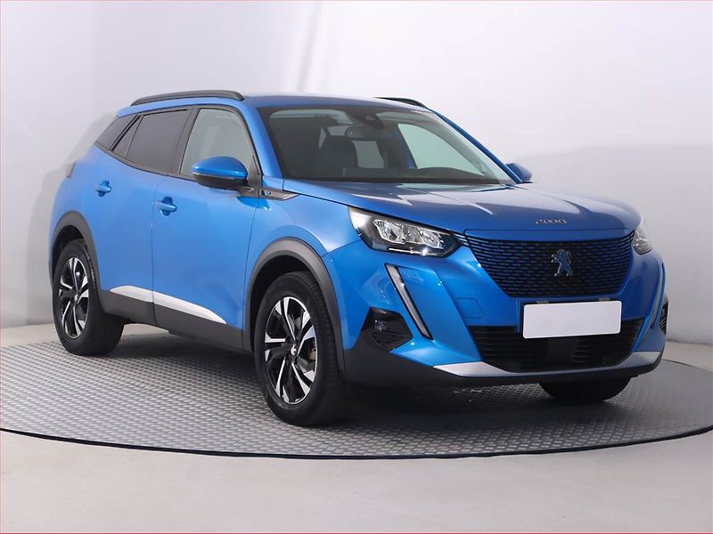 Peugeot 2008 (2021) Allure 50 kWh, SoH 91% - fotografie inzerátu