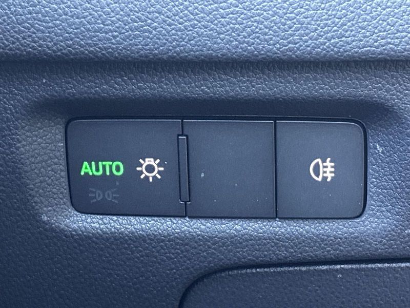 Škoda Octavia (2025) Combi 2.0 TDI DSG Top Selectio - fotka 16 z 35