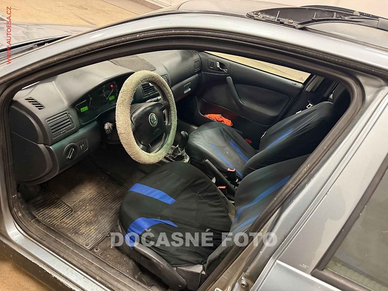 Škoda Octavia (2003) 1.9TDI 4x4, autoAC, tažné - fotka 3 z 3