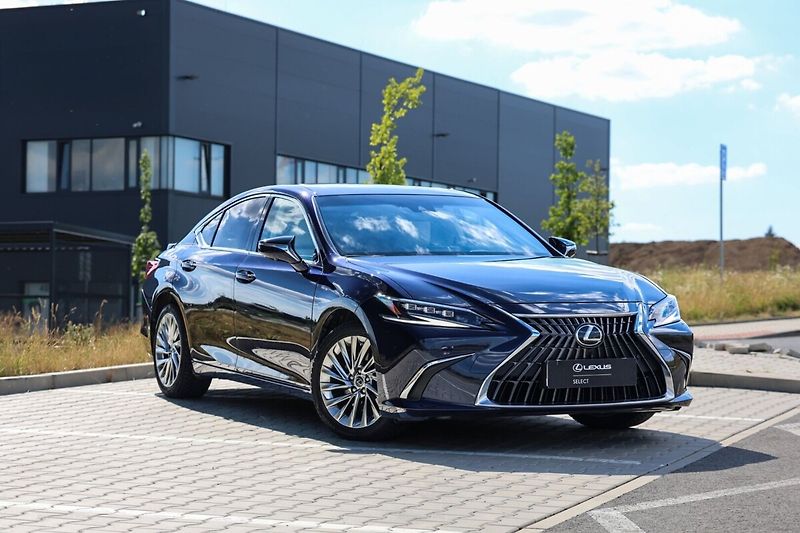 Lexus ES 300h 300H 2,5 HEV LUXURY - fotka 2 z 40