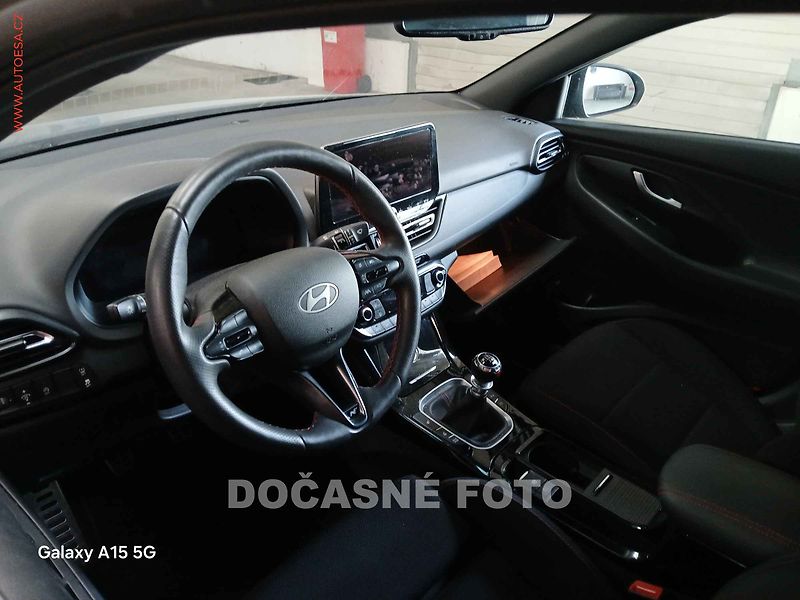 Hyundai i30 (2025) 1.5 TGID, 2.maj,ČR, servis - fotka 3 z 3