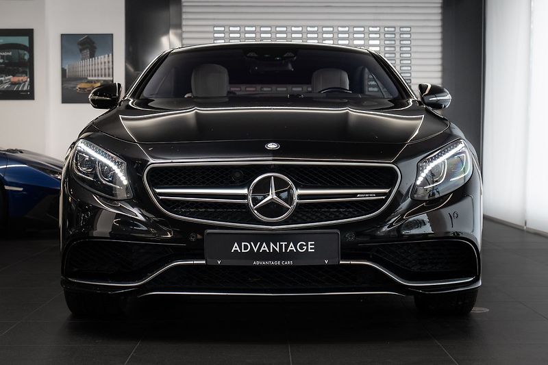 Mercedes-Benz Třídy S 4MATIC coupé - fotka 2 z 24