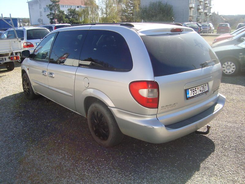Chrysler Grand Voyager (2003) 2,5CRD - fotka 4 z 14