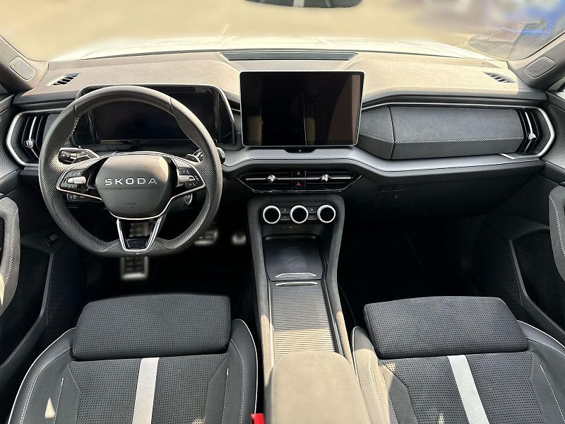 Škoda Kodiaq (2025) 2.0 TDI 4x4 DSG Sportline - fotka 5 z 33