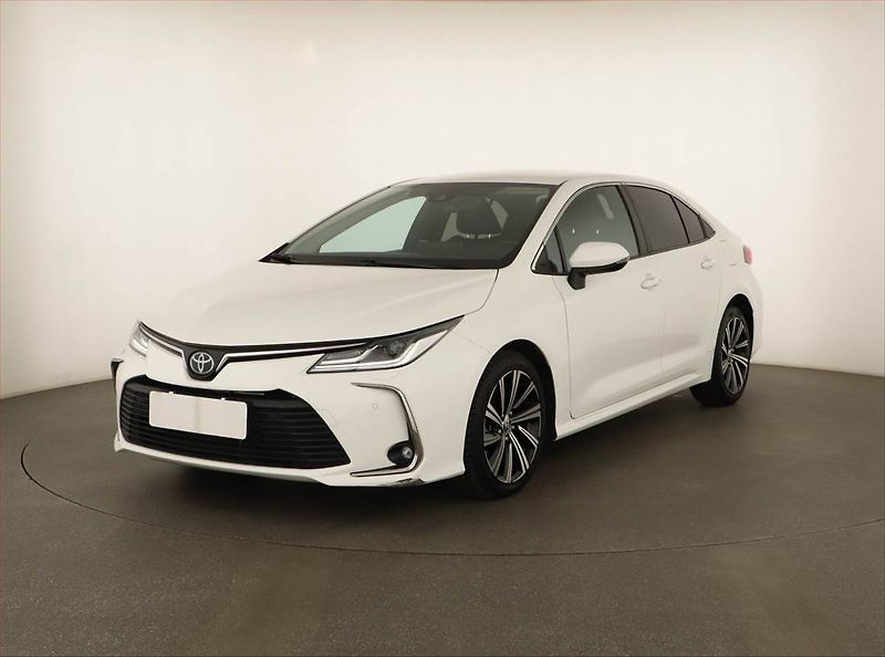 Toyota Corolla (2023) Comfort 1.5 VVT-i - fotka 2 z 17