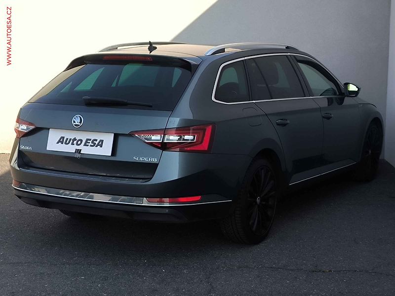 Škoda Superb (2019) 2.0 TDi, navi, bixen - fotka 4 z 27