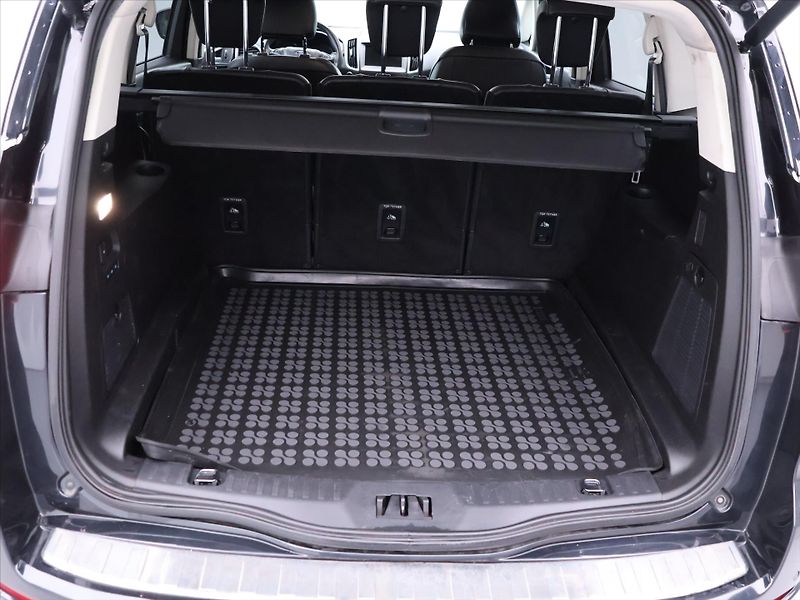 Ford S-MAX 2,0 TDCi 110kW Aut. Titanium - fotka 10 z 28