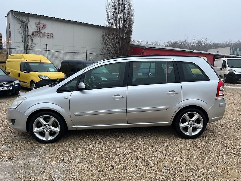 Opel Zafira 1.9cdti 88kw+7.míst - fotka 2 z 29