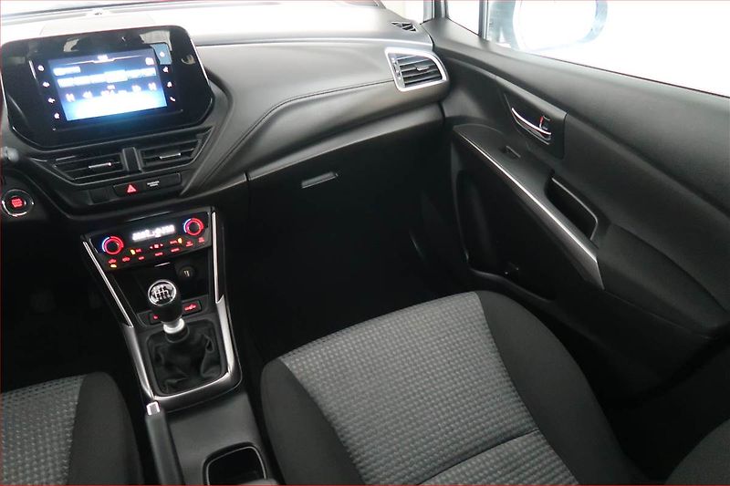 Suzuki SX4 S-Cross (2021) Premium 1.4 BoosterJet - fotka 8 z 19
