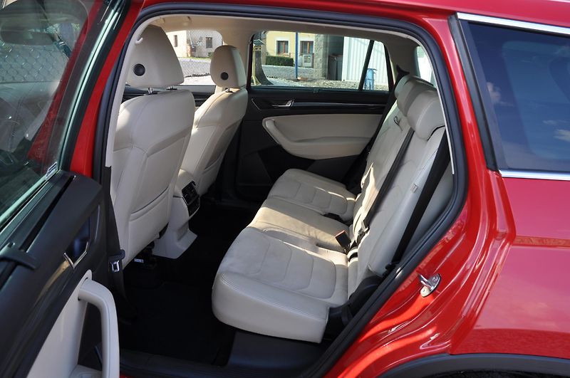 Škoda Kodiaq 2.0TDi 140kW A/T - fotka 8 z 27
