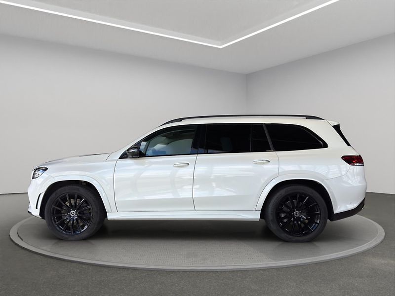 Mercedes-Benz GLS (2022) 400D 4MATIC - fotka 4 z 26