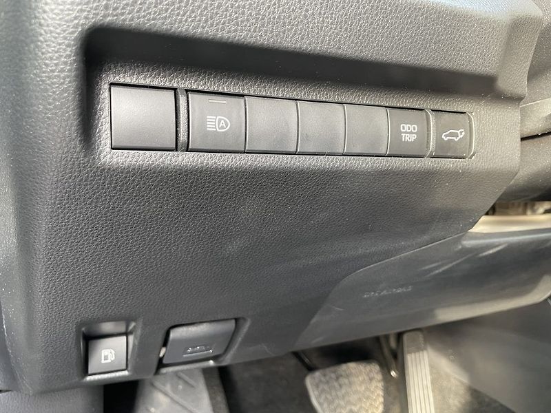 Toyota RAV4 2.5 Hybrid 4x4 ODBĚR IHNED - fotka 28 z 29