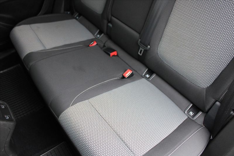 Opel Grandland X 1,2 T  ČR,1.MAJITEL,ENJOY - fotka 22 z 40