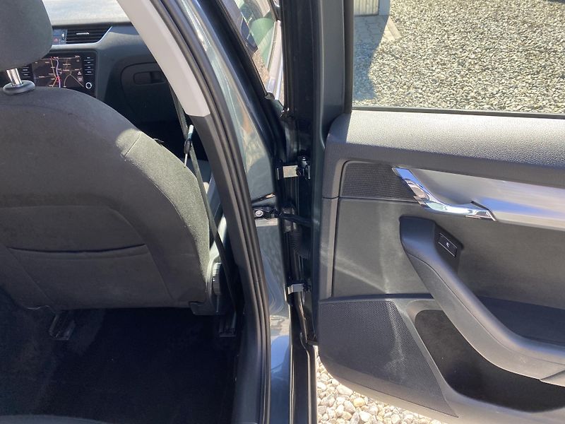 Škoda Octavia 1.6TDi 115PS DSG DPH REZERVACE - fotka 116 z 154
