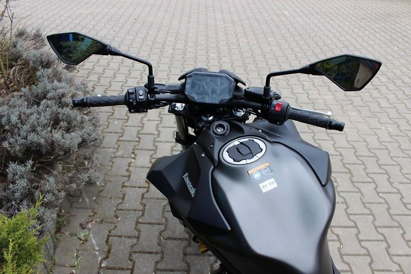 Kawasaki (2026) Z 650 S NOVINKA  2026 SKLADEM - fotka 5 z 8