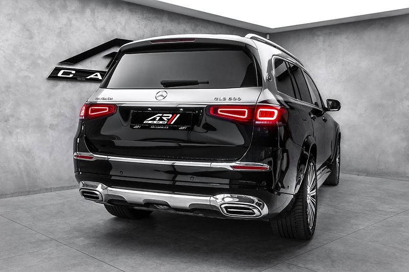 Mercedes-Benz GLS 4MATIC MAYBACH - fotka 6 z 30