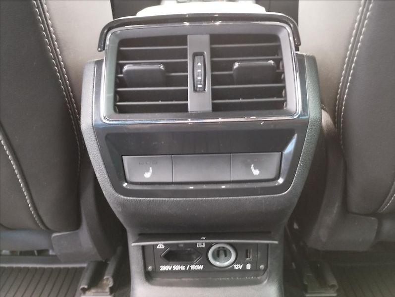 Škoda Kodiaq 2,0 140 KW, 4X4 ,DSG, DPH, SPO - fotka 17 z 20