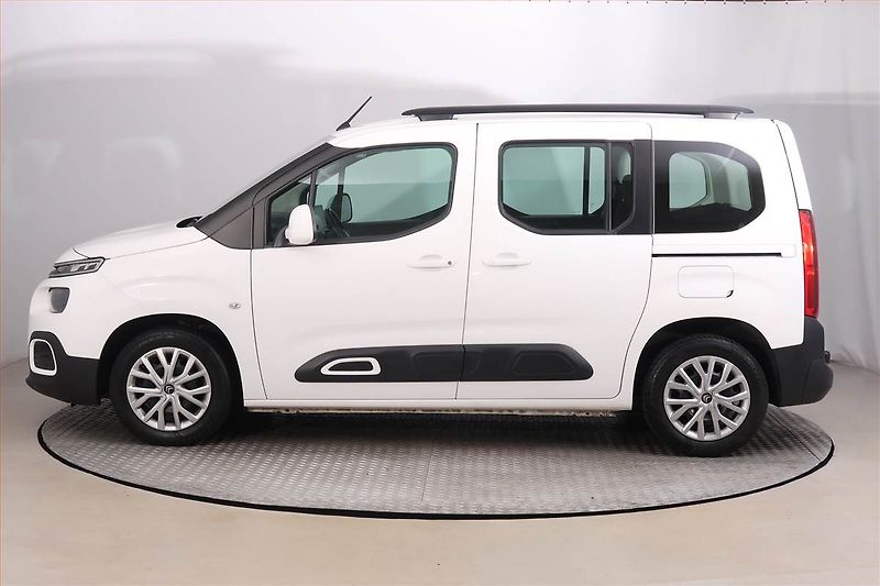 Citroën Berlingo (2019) Feel 1.5 BlueHDi, 5Míst, ČR - fotka 3 z 17