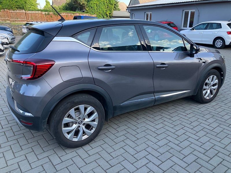 Renault Captur (2023) INTENS TCE 140 EDC 1.MAJ.ČR - fotka 5 z 33