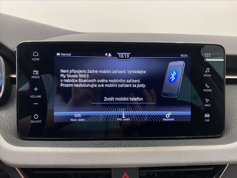 Škoda Kamiq 1,5 TSI 110kW DSG Top Selectio - fotka 14 z 29