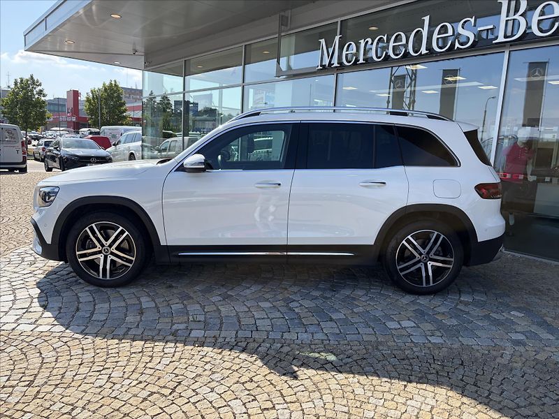Mercedes-Benz GLB 250 - fotka 2 z 30