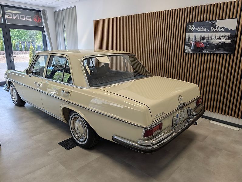 Mercedes-Benz Třídy S W108 - fotka 5 z 36